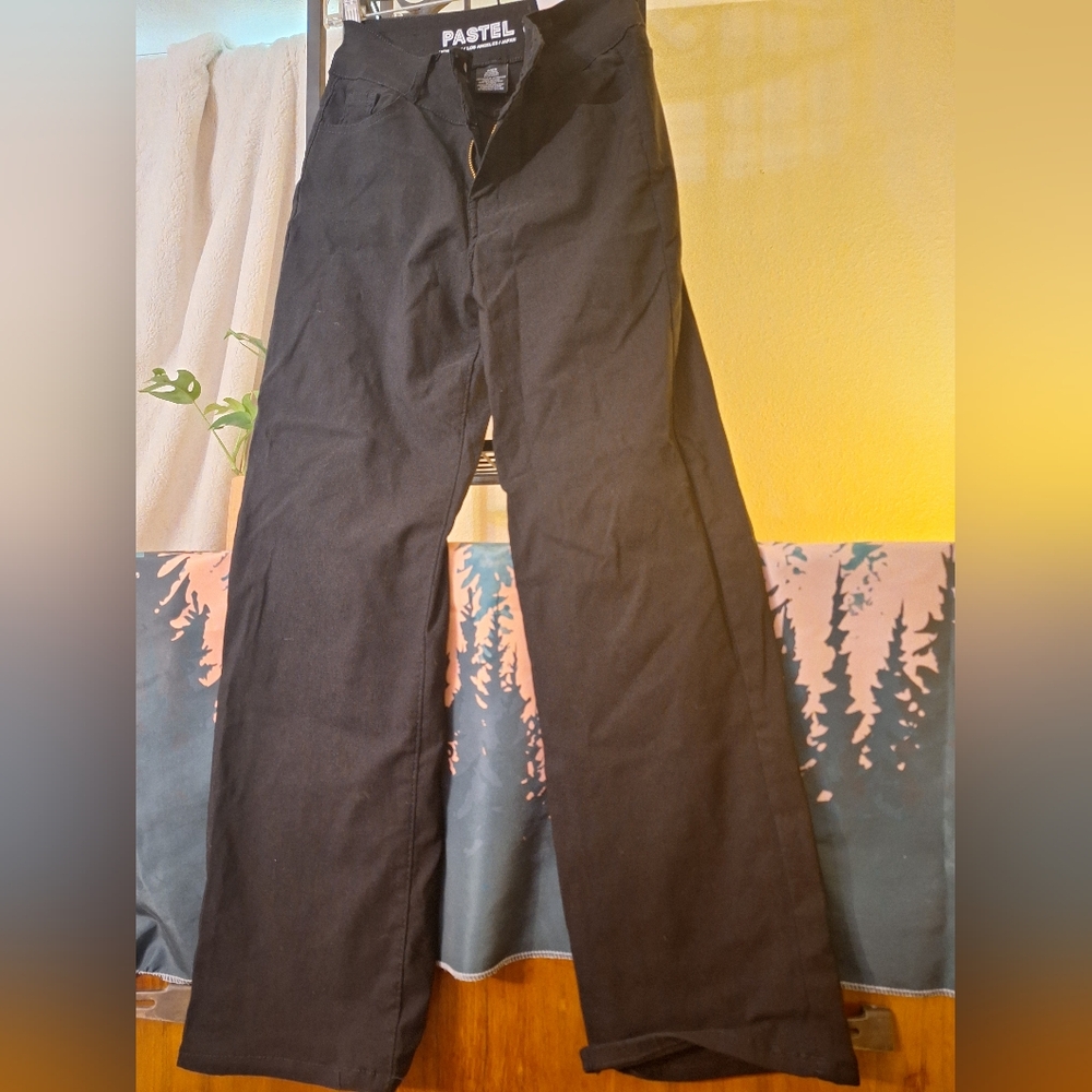 NWT pastel black work jeans